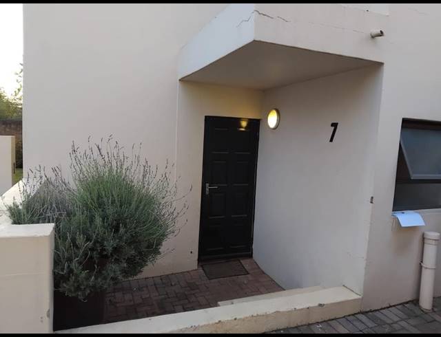 3 BEDROOM PROPERTY TO RENT IN FOURWAYS